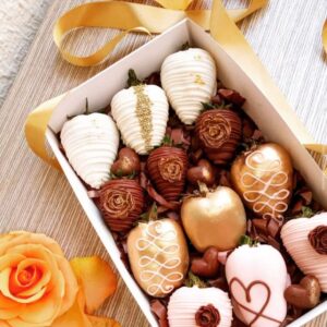 Box Amor & Glamour – Fresas Elegantes y Toques Dorados